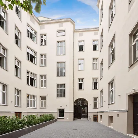 Limehome Stresemannstr דירה *